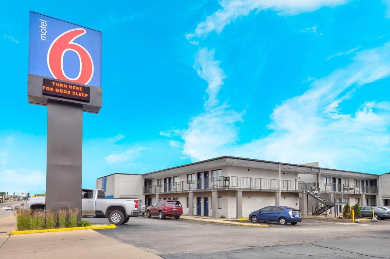 Motel 6-Villa Park, Il - Chicago West Экстерьер фото